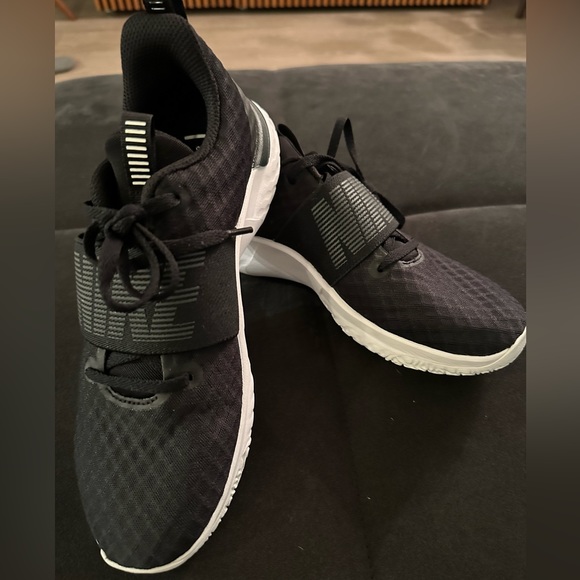 NIKE In-Season TR9 Cross Trainers. Black/White Colorway. Women’s Size 7. - Picture 4 of 7